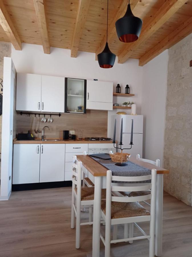 Casa Vacanze Borgo Gulini Da Anna Petralia Soprana Bagian luar foto